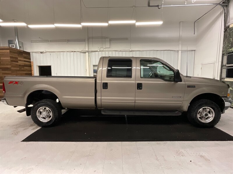 2003 Ford F-350 Lariat Crew Cab 4X4 / 7.3L DIESEL / 53,000 MILES  / 1-OWNER LOCAL TRUCK / Leather & Heated Seats / SUPER SUPER CLEAN !! - Photo 4 - Gladstone, OR 97027