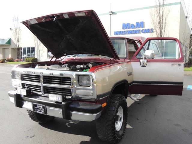 1993 Dodge RAM 250 LE 2dr / 4X4 / TURBO CUMMINS DIESEL / LIFTED   - Photo 25 - Portland, OR 97217