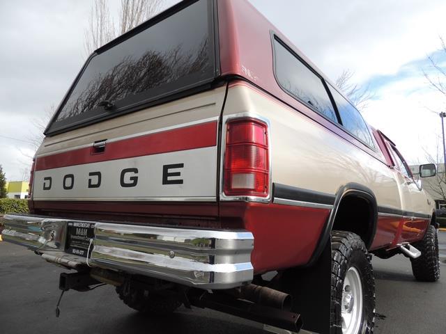 1993 Dodge RAM 250 LE 2dr / 4X4 / TURBO CUMMINS DIESEL / LIFTED   - Photo 12 - Portland, OR 97217