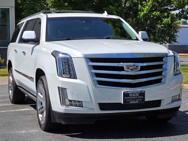 2016 Cadillac Escalade ESV Premium AWD NAVi CAM DVD's / 7-Seater / Immaculate / Long Wheel Base / Fresh Trade-In - Photo 2 - Portland, OR 97217