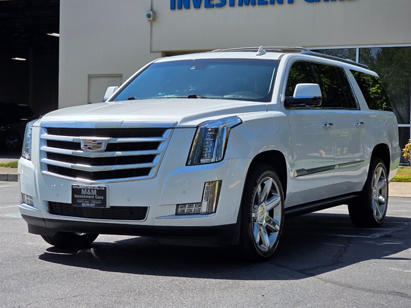 2016 Cadillac Escalade ESV Premium AWD NAVi CAM DVD's / 7-Seater / Immaculate / Long Wheel Base / Fresh Trade-In - Photo 1 - Portland, OR 97217