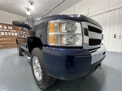 2010 Chevrolet Silverado 1500 LT Regular Cab Z-71 4X4 / 5.3L V8 / LIFTED TRUCK  / ZERO RUST - Photo 45 - Gladstone, OR 97027