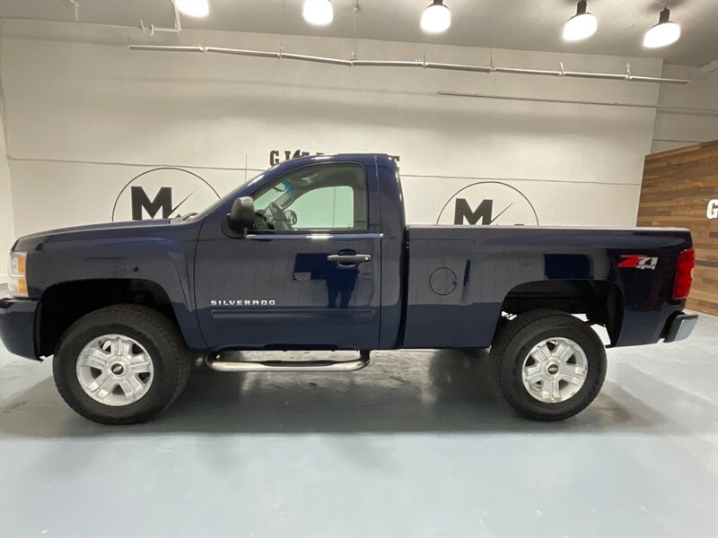 2010 Chevrolet Silverado 1500 LT Regular Cab Z-71 4X4 / 5.3L V8 / LIFTED TRUCK  / ZERO RUST - Photo 3 - Gladstone, OR 97027