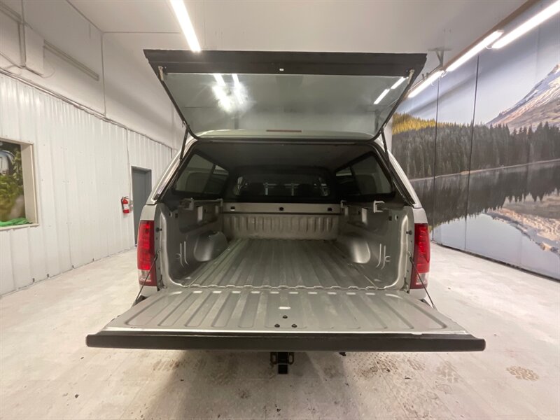 2010 GMC Sierra 1500 SL Crew Cab 4X4 / 4.8L V8 / LOCAL / 66,000 MILES  / RUST FREE / Canopy / Excel Cond - Photo 20 - Gladstone, OR 97027