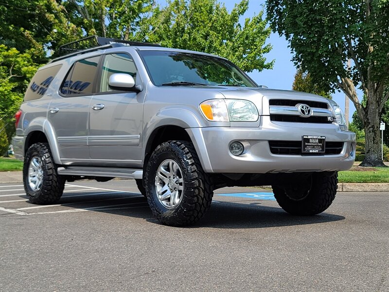 2006 Toyota Sequoia 4X4 / V8 4.7L / Leather / Sun Roof / 8-Seats / Low  Miles / New Tires / New LIFT - Photo 74 - Portland, OR 97217