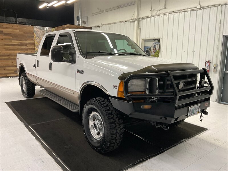 1999 Ford F-350 Lariat Crew Cab 4X4 / 7.3L DIESEL /BRAND NEW TIRES  / Leather / Long bed / RUST FREE - Photo 2 - Gladstone, OR 97027