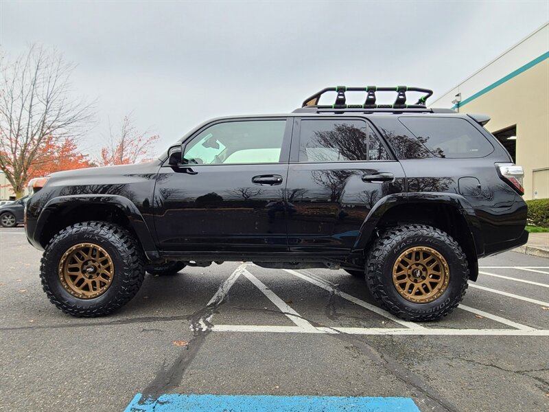 2020 Toyota 4Runner Venture 4X4 LIFTED / DIFF LOCK / CRAWL CONTROL  / NEW WHEELS & TIRES & LIFT / 1-OWNER - Photo 3 - Portland, OR 97217