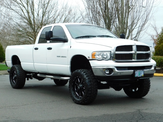 2004 Dodge Ram 2500 SLT Quad Cab 4X4 5.9L CUMMINS / 6 SPEED / LIFTED