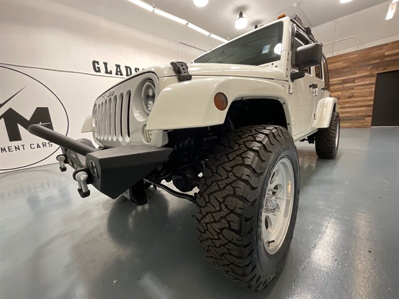 2010 Jeep Wrangler Unlimited Sahara  4X4 / 3.8L V6 / HARD TOP / Custom Bumper  / LOCAL SUV w. Zero RUST - Photo 45 - Gladstone, OR 97027