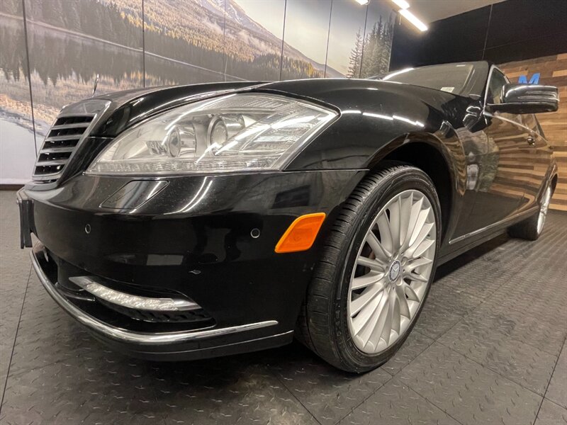 2010 Mercedes-Benz S 550 4MATIC / AWD /   - Photo 11 - Gladstone, OR 97027