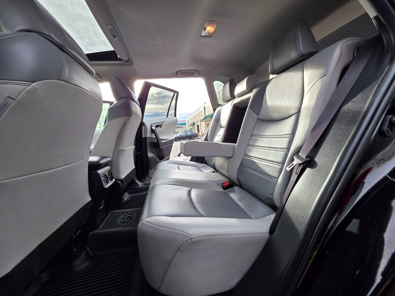 2019 Toyota RAV4 XLE Premium AWD / KMC Wheels / New Tires / 1-OWNER / All Wheel Drive / Lane Assist / Dynamic Cruise / Blind Spot / Rear CAM / Sun Roof / Leather - Photo 15 - Portland, OR 97217