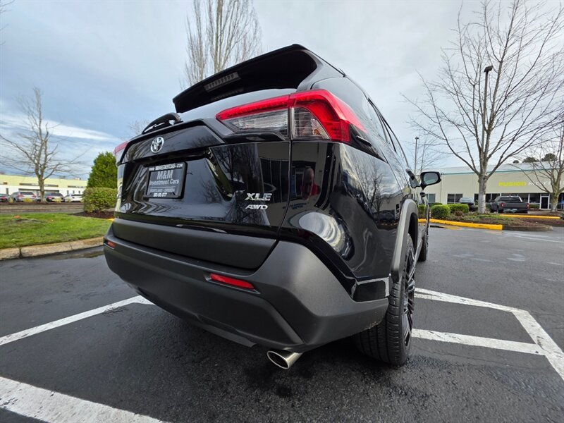 2019 Toyota RAV4 XLE Premium AWD / KMC Wheels / New Tires / 1-OWNER / All Wheel Drive / Lane Assist / Dynamic Cruise / Blind Spot / Rear CAM / Sun Roof / Leather - Photo 12 - Portland, OR 97217