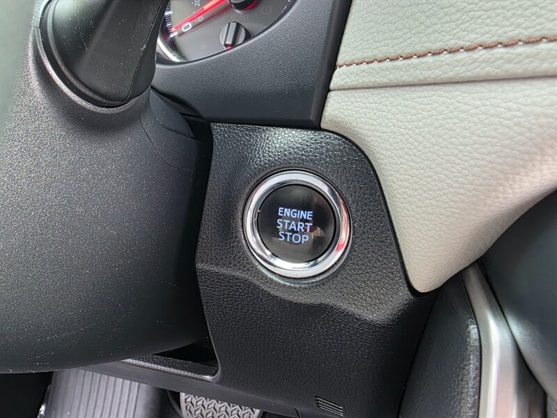 2019 Toyota RAV4 XLE Premium AWD / KMC Wheels / New Tires / 1-OWNER / All Wheel Drive / Lane Assist / Dynamic Cruise / Blind Spot / Rear CAM / Sun Roof / Leather - Photo 40 - Portland, OR 97217