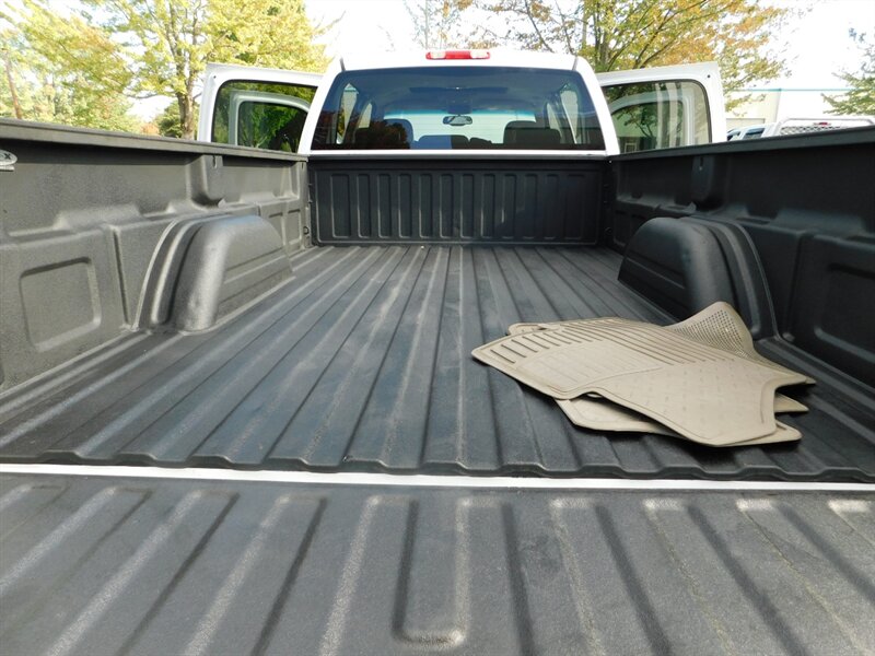 2007 GMC Sierra 2500 SLT Crew Cab 4X4 6.6L Duramax Diesel / LBZ Motor   - Photo 22 - Portland, OR 97217