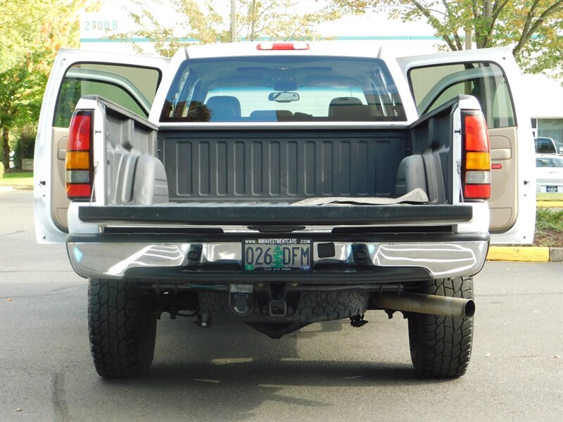 2007 GMC Sierra 2500 SLT Crew Cab 4X4 6.6L Duramax Diesel / LBZ Motor   - Photo 29 - Portland, OR 97217