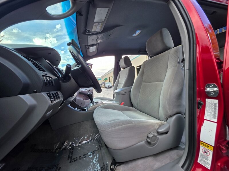 2007 Toyota Tacoma DOUBLE CAB 4X4 V6 / LONG BED / 1-OWNER / NEW LIFT  / NEW TIRES / LOCAL / NO RUST / PRISTINE !! - Photo 13 - Portland, OR 97217