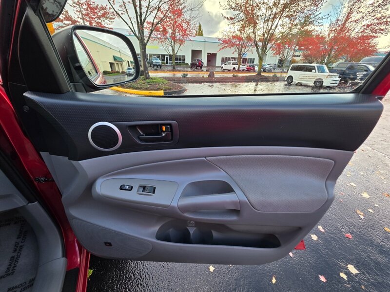 2007 Toyota Tacoma DOUBLE CAB 4X4 V6 / LONG BED / 1-OWNER / NEW LIFT  / NEW TIRES / LOCAL / NO RUST / PRISTINE !! - Photo 36 - Portland, OR 97217