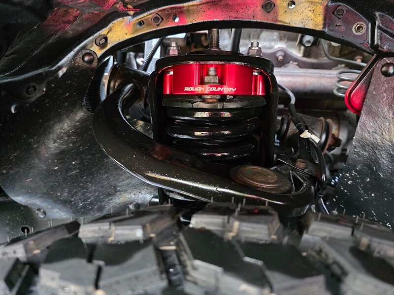 2007 Toyota Tacoma DOUBLE CAB 4X4 V6 / LONG BED / 1-OWNER / NEW LIFT  / NEW TIRES / LOCAL / NO RUST / PRISTINE !! - Photo 32 - Portland, OR 97217