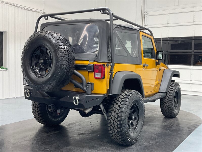 2014 Jeep Wrangler Sport 4X4 / 6-SPEED MANUAL / LIFTED / 77K MILES  / BRAND NEW TIRES - Photo 7 - Gladstone, OR 97027