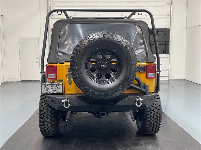 2014 Jeep Wrangler Sport 4X4 / 6-SPEED MANUAL / LIFTED / 77K MILES  / BRAND NEW TIRES - Photo 6 - Gladstone, OR 97027