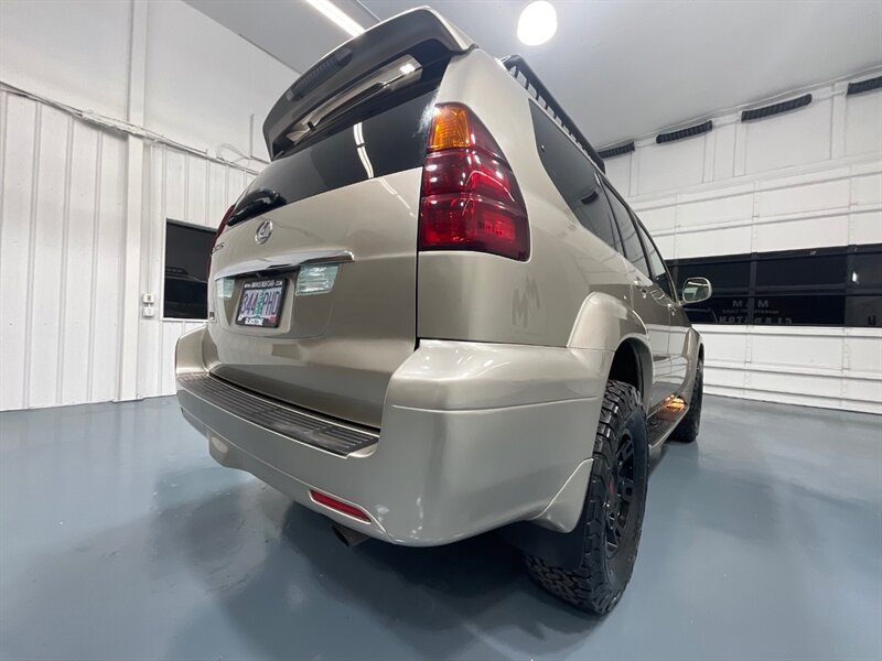 2005 Lexus GX 470 Sport Utility 4X4 / 4.7L V8 / LIFTED /TRD WHEELS / THIRD ROW SEAT / EIBACH PRO LIFT KIT / LUGGAGE RACK / ZERO RUST/ FRESH TIMING BELT +WATER PUMP SERVICE DONE - Photo 57 - Gladstone, OR 97027