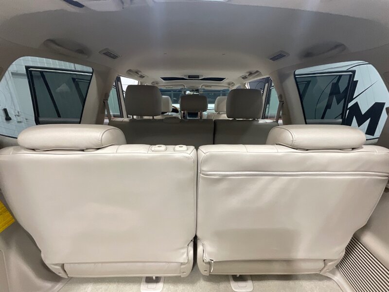 2005 Lexus GX 470 Sport Utility 4X4 / 4.7L V8 / LIFTED /TRD WHEELS / THIRD ROW SEAT / EIBACH PRO LIFT KIT / LUGGAGE RACK / ZERO RUST/ FRESH TIMING BELT +WATER PUMP SERVICE DONE - Photo 40 - Gladstone, OR 97027