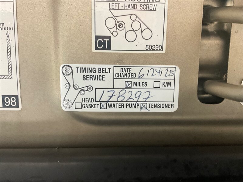 2005 Lexus GX 470 Sport Utility 4X4 / 4.7L V8 / LIFTED /TRD WHEELS / THIRD ROW SEAT / EIBACH PRO LIFT KIT / LUGGAGE RACK / ZERO RUST/ FRESH TIMING BELT +WATER PUMP SERVICE DONE - Photo 55 - Gladstone, OR 97027
