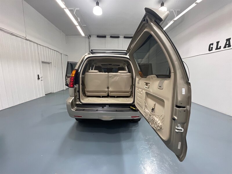 2005 Lexus GX 470 Sport Utility 4X4 / 4.7L V8 / LIFTED /TRD WHEELS / THIRD ROW SEAT / EIBACH PRO LIFT KIT / LUGGAGE RACK / ZERO RUST/ FRESH TIMING BELT +WATER PUMP SERVICE DONE - Photo 43 - Gladstone, OR 97027