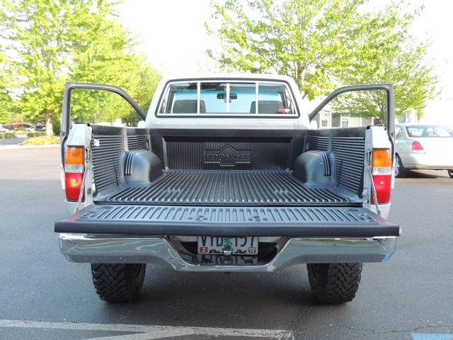 1991 Toyota Pickup Deluxe / 4X4 / 5-Speed / 6Cyl / LIFTED LIFTED   - Photo 28 - Portland, OR 97217