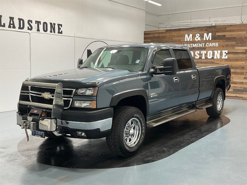 2006 Chevrolet Silverado 3500 LT Crew Cab 4X4 / 6.6L DIESEL / LBZ / 69K MILES  / LOCAL RUST FREE / LONG BED - Photo 59 - Gladstone, OR 97027