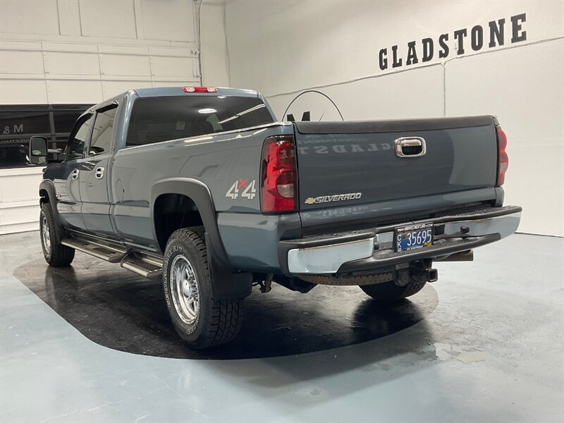 2006 Chevrolet Silverado 3500 LT Crew Cab 4X4 / 6.6L DIESEL / LBZ / 69K MILES  / LOCAL RUST FREE / LONG BED - Photo 9 - Gladstone, OR 97027