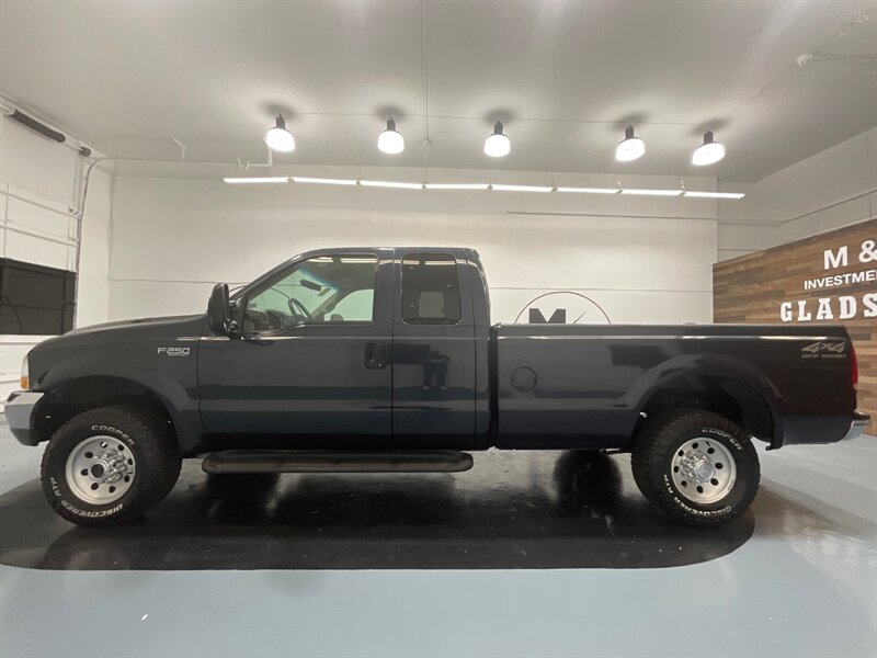 2000 Ford F-250 XLT  4X4 / 7.3L DIESEL / 6-SPEED MANUAL  / ZERO RUST - Photo 3 - Gladstone, OR 97027