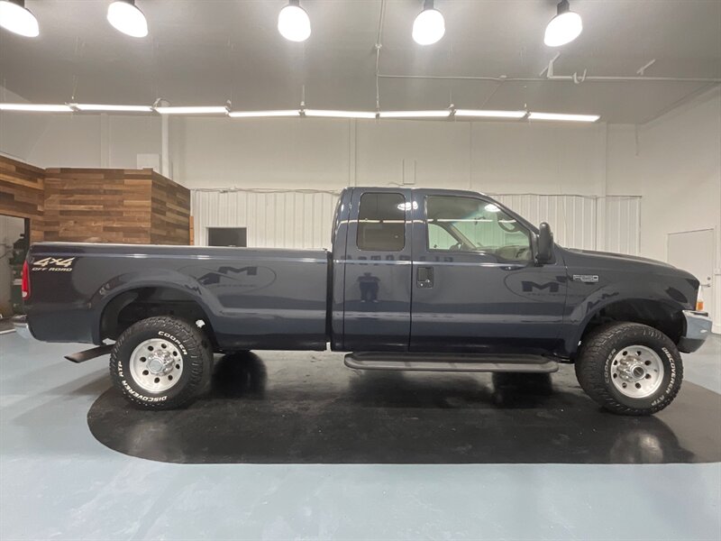 2000 Ford F-250 XLT  4X4 / 7.3L DIESEL / 6-SPEED MANUAL  / ZERO RUST - Photo 4 - Gladstone, OR 97027