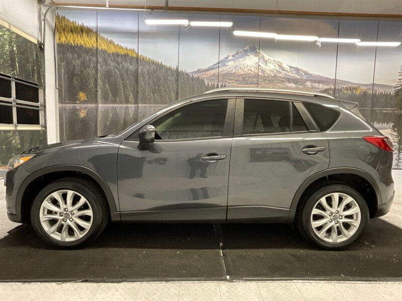 2014 Mazda CX-5 Grand Touring / 1-OWNER / Leather Heated Seats  / Sunroof / Backup Camera - Photo 3 - Gladstone, OR 97027