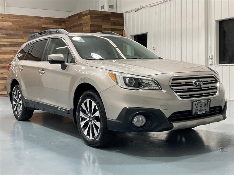 2015 Subaru Outback 3.6R Limited Wagon / 3.6L 6Cyl / 84K MILES  / Fully Loaded / Great Service records - Photo 2 - Gladstone, OR 97027