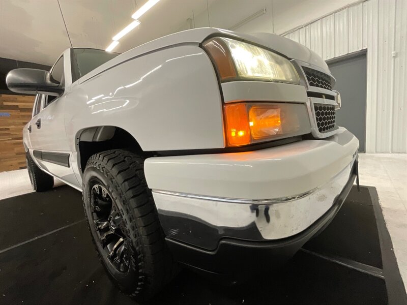 2006 Chevrolet Silverado 1500 LT Crew Cab 4X4 / 5.3L V8 / LOCAL TRUCK /RUST FREE  / FUEL WHEELS / Great Service History - Photo 27 - Gladstone, OR 97027