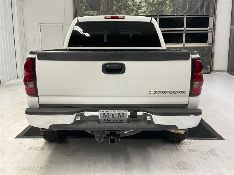 2006 Chevrolet Silverado 1500 LT Crew Cab 4X4 / 5.3L V8 / LOCAL TRUCK /RUST FREE  / FUEL WHEELS / Great Service History - Photo 6 - Gladstone, OR 97027