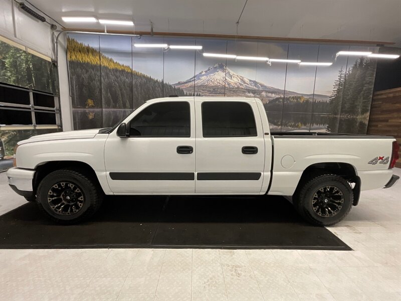 2006 Chevrolet Silverado 1500 LT Crew Cab 4X4 / 5.3L V8 / LOCAL TRUCK /RUST FREE  / FUEL WHEELS / Great Service History - Photo 3 - Gladstone, OR 97027