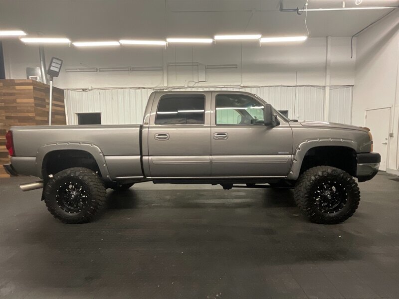 2006 Chevrolet Silverado 2500 LT Crew Cab 4X4 / 6.6L DIESEL / LIFTED w/ NEW TIRE   - Photo 4 - Gladstone, OR 97027