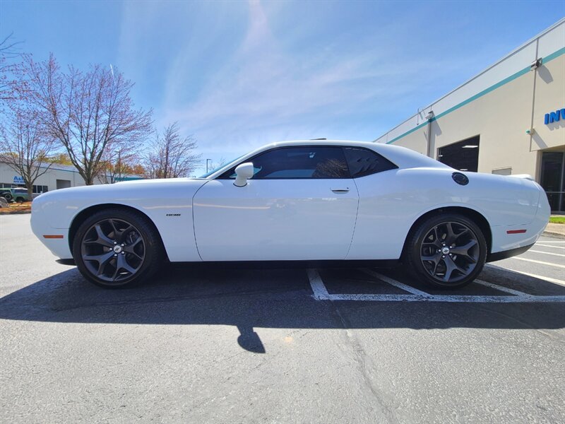 2018 Dodge Challenger R/T PLUS / V8 HEMI 5.7L / LAUNCH CONTROL / 18K MLS  / Nappa-Alcantara SEATS / LIKE NEW / 375HP / 18,000 MILES - Photo 3 - Portland, OR 97217