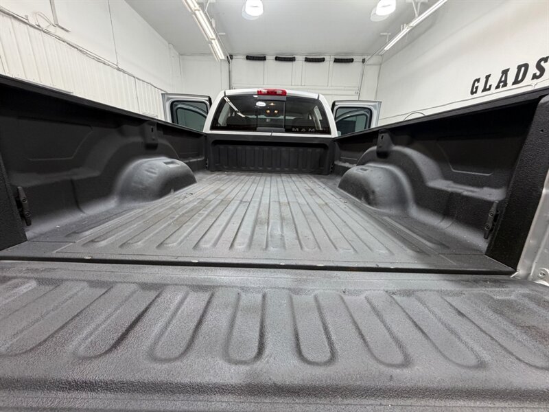 2005 Dodge Ram 2500 Big Horn 4X4 5.9L DIESEL 6-SPEED MANUAL /95K MILES  /BRAND NEW TIRES / ZERO RUST - Photo 10 - Gladstone, OR 97027