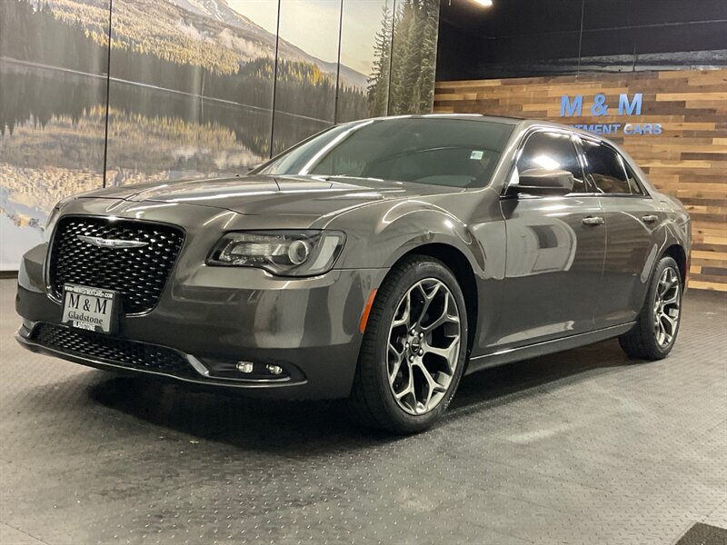 2015 Chrysler 300 Series S Sedan 300S / Panor   - Photo 25 - Gladstone, OR 97027