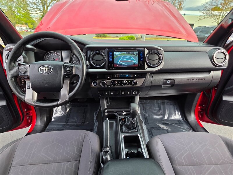 2016 Toyota Tacoma 4X4 TRD OFF ROAD CRAWL CONTROL DIFF LOCK / LIFTED / SUNROOF / FUEL WHEELS / NEW TIRES / 1-OWNER - Photo 17 - Portland, OR 97217