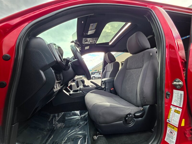 2016 Toyota Tacoma 4X4 TRD OFF ROAD CRAWL CONTROL DIFF LOCK / LIFTED / SUNROOF / FUEL WHEELS / NEW TIRES / 1-OWNER - Photo 13 - Portland, OR 97217