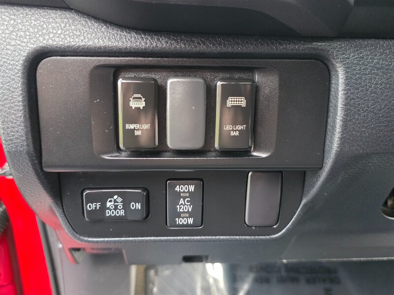 2016 Toyota Tacoma 4X4 TRD OFF ROAD CRAWL CONTROL DIFF LOCK / LIFTED / SUNROOF / FUEL WHEELS / NEW TIRES / 1-OWNER - Photo 44 - Portland, OR 97217