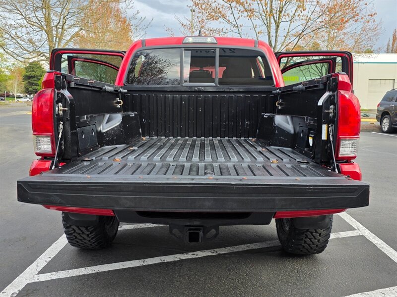 2016 Toyota Tacoma 4X4 TRD OFF ROAD CRAWL CONTROL DIFF LOCK / LIFTED / SUNROOF / FUEL WHEELS / NEW TIRES / 1-OWNER - Photo 31 - Portland, OR 97217
