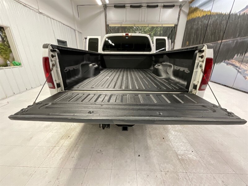 2002 Ford F-250 4dr Super Cab XL 4WD / 7.3L DIESEL / 107,000 MILES  / Leather Seats / LONG BED / RUST FREE / VERY CLEAN TRUCK / LOW MILES - Photo 20 - Gladstone, OR 97027