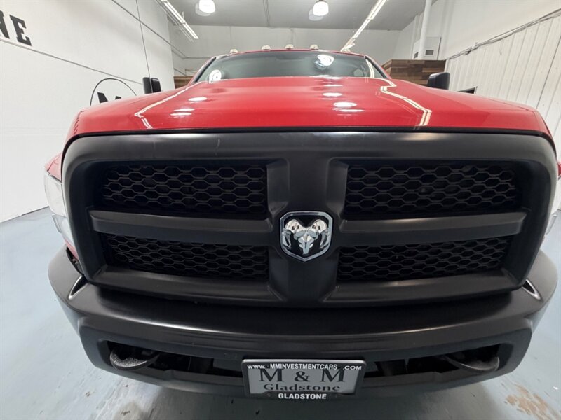 2017 RAM 3500 Tradesman 4X4 6-SPEED MANUAL 6.7L CUMMINS DIESEL /DUALLY /FLAT BED /LONG BED /ZERO RUST / 89K MILES - Photo 30 - Gladstone, OR 97027