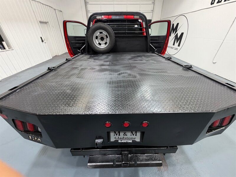 2017 RAM 3500 Tradesman 4X4 6-SPEED MANUAL 6.7L CUMMINS DIESEL /DUALLY /FLAT BED /LONG BED /ZERO RUST / 89K MILES - Photo 9 - Gladstone, OR 97027
