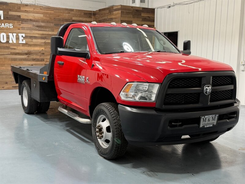 2017 RAM 3500 Tradesman 4X4 6-SPEED MANUAL 6.7L CUMMINS DIESEL /DUALLY /FLAT BED /LONG BED /ZERO RUST / 89K MILES - Photo 2 - Gladstone, OR 97027